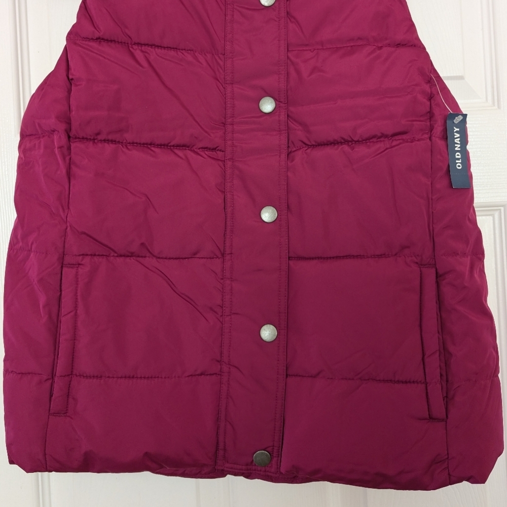 NWT OLD NAVY Puffer Vest - Picture 3 of 7